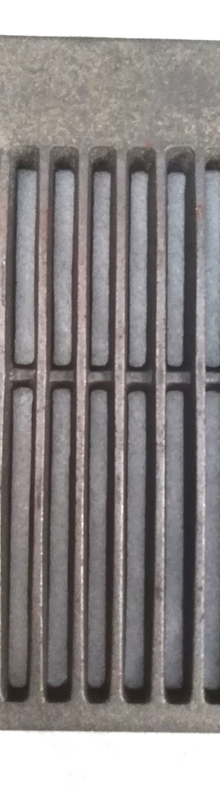 K6876.jpg GRIGLIE GHISA GREZZA X FUOCO 180X297 - K6876 - immagine 1